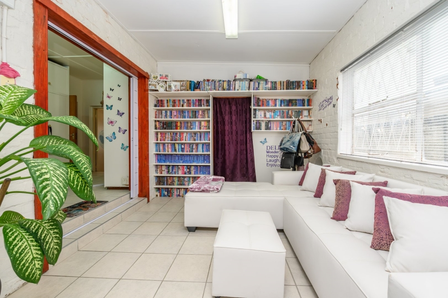 3 Bedroom Property for Sale in Kabega Park Eastern Cape
